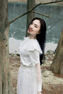 黄聊app聊天功能展示